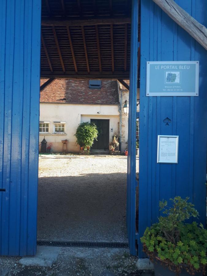 Bed and Breakfast Le Portail Bleu Chatres  Экстерьер фото